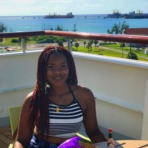 Meet your Posher, Egiya